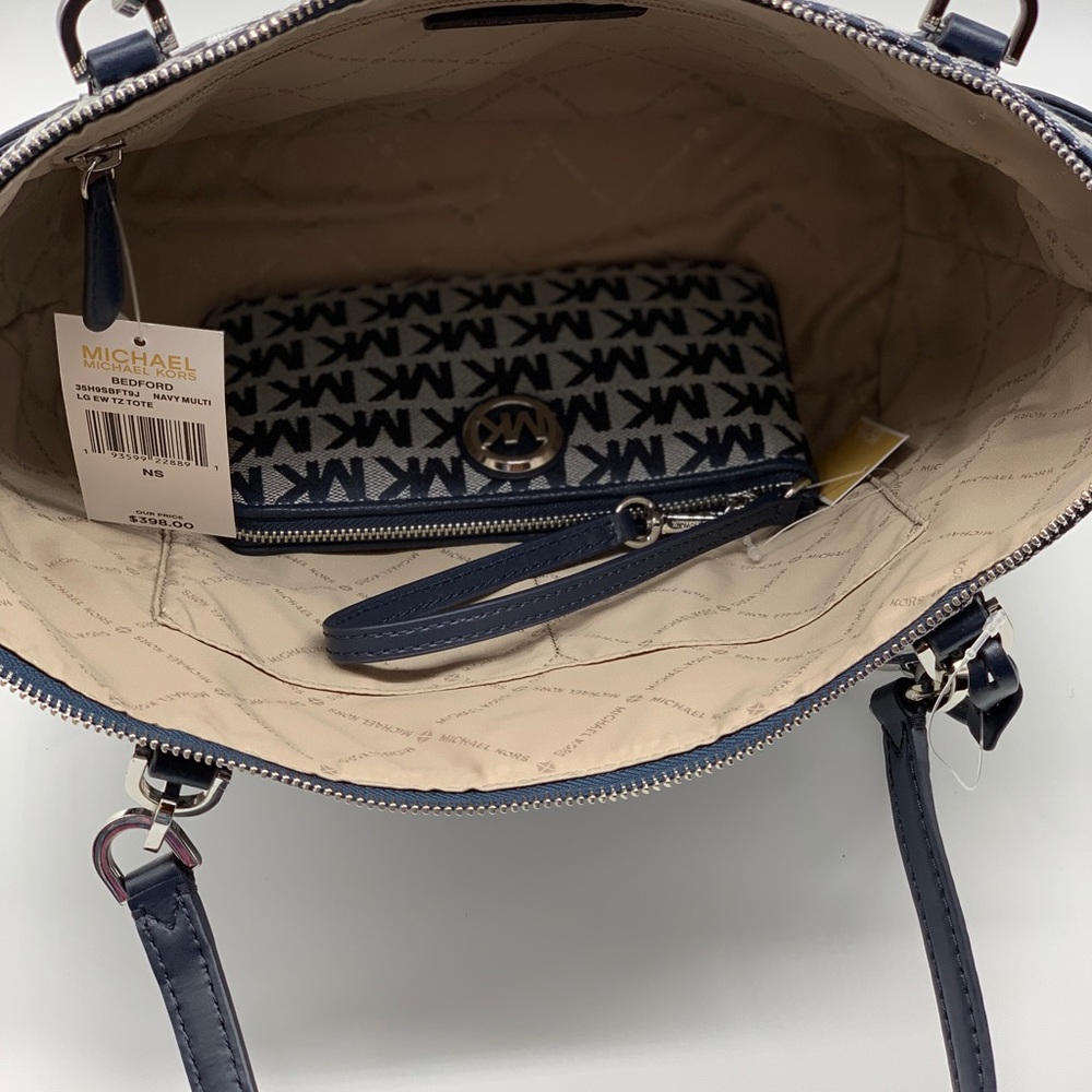 MICHAEL KORS BEDFORD LG EW TZ TOTE &Lg TZ Wristlet - Picture 4 of 11
